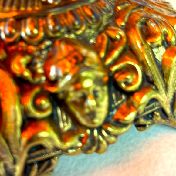 Mid Century orange glass centrepiece with cast metal Medusa faces base - Picture 11 of 15